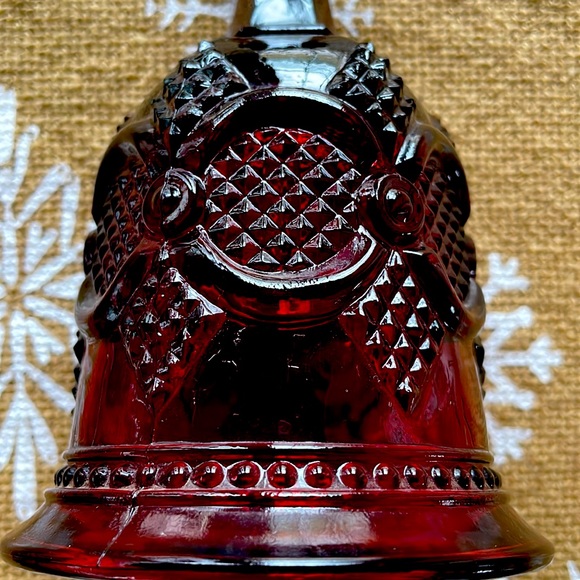 VTG Avon Cape Cod Bell - Picture 3 of 5